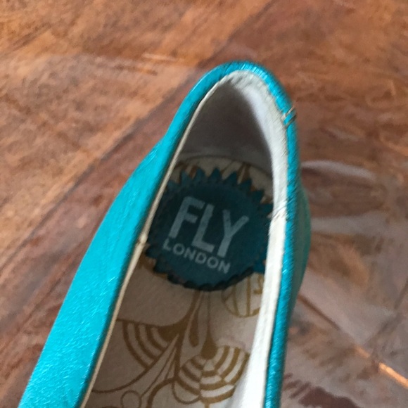 FLY LONDON turquoise shoes - Picture 3 of 7
